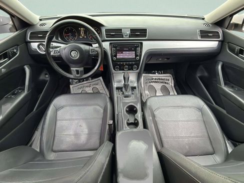 Used 2013 Volkswagen Passat TDI SE image 23