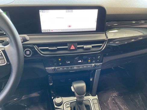 Used 2024 Kia Seltos S AWD/4WD image 14