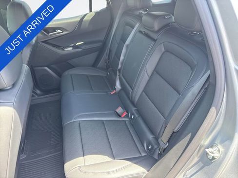 New 2026 Chevrolet Equinox LT w/ Convenience Package II FWD image 22