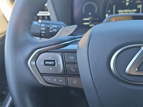 Used 2025 Lexus GX 550 image 21