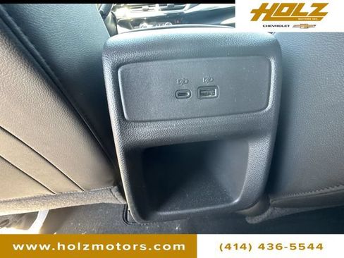 Certified 2024 Chevrolet Trax RS FWD image 20