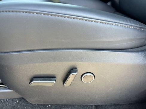 Used 2024 Tesla Model Y Long Range image 26