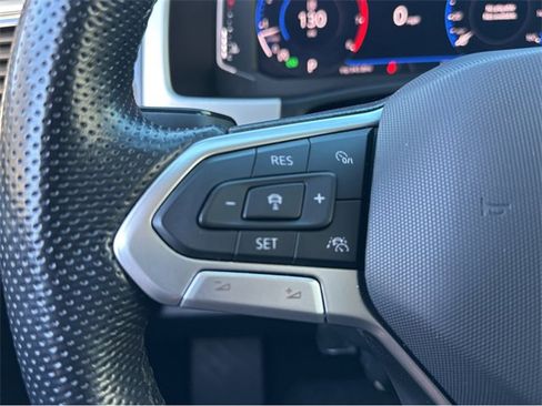 Used 2021 Volkswagen Atlas SEL R-Line image 33