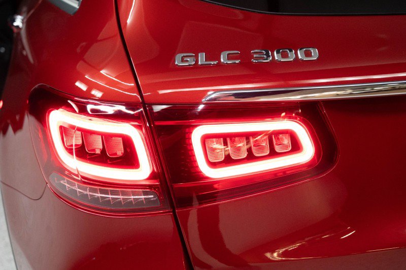 Used 2020 Mercedes-Benz GLC 300 image 9