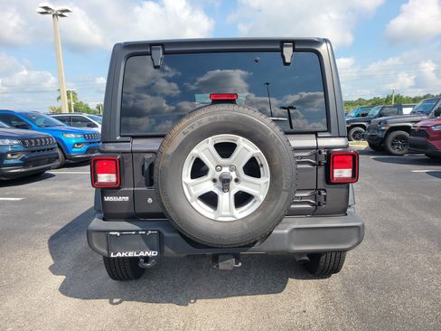 Used 2020 Jeep Wrangler Unlimited Sport S AWD/4WD image 5