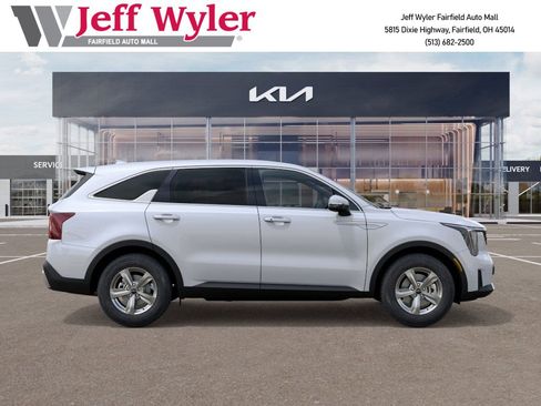 New 2026 Kia Sorento LX image 8