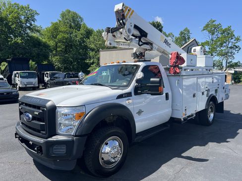 Used 2016 Ford F550 4x4 Regular Cab Super Duty image 4