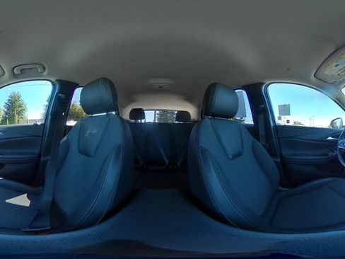 Used 2025 Buick Encore GX Preferred AWD/4WD image 40