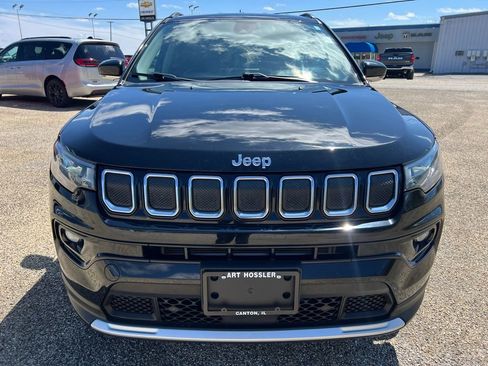 Used 2022 Jeep Compass Limited image 10