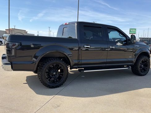 Used 2015 Ford F150 Lariat RWD image 24