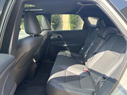Used 2026 Lexus RX 350h w/ Convenience Package AWD/4WD image 25