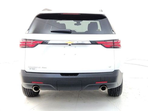 Used 2023 Chevrolet Traverse LT image 5