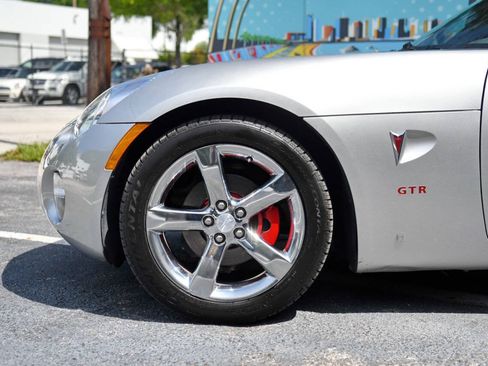 Used 2007 Pontiac Solstice Convertible w/ Premium Package RWD image 6