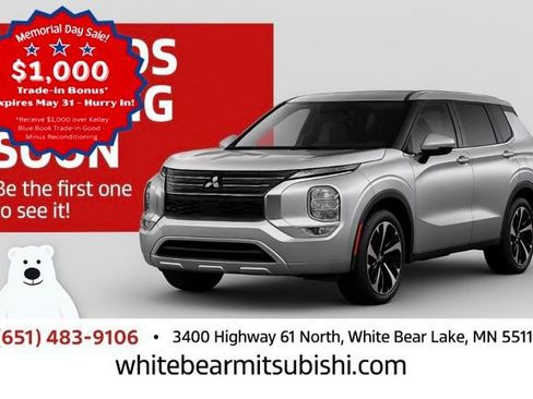 Used 2019 Nissan Pathfinder SV AWD/4WD image 1