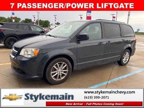 Used 2013 Dodge Grand Caravan SXT FWD image 1