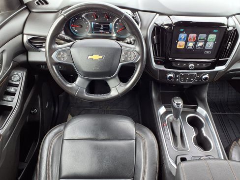 Used 2019 Chevrolet Traverse LT w/ LT Premium Package image 6