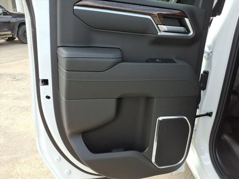 New 2026 GMC Sierra 1500 Elevation AWD/4WD image 16