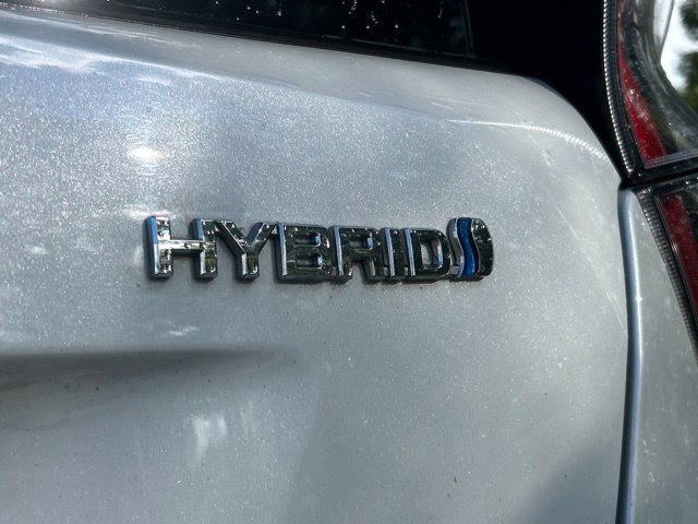 Used 2016 Toyota Prius Three Touring FWD image 17