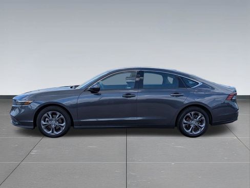 Certified 2023 Honda Accord EX image 3