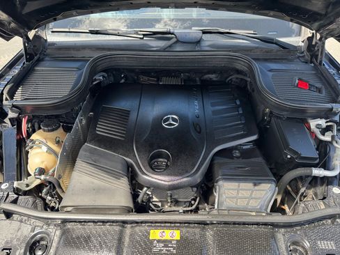 Certified 2020 Mercedes-Benz GLS 450 4MATIC image 11