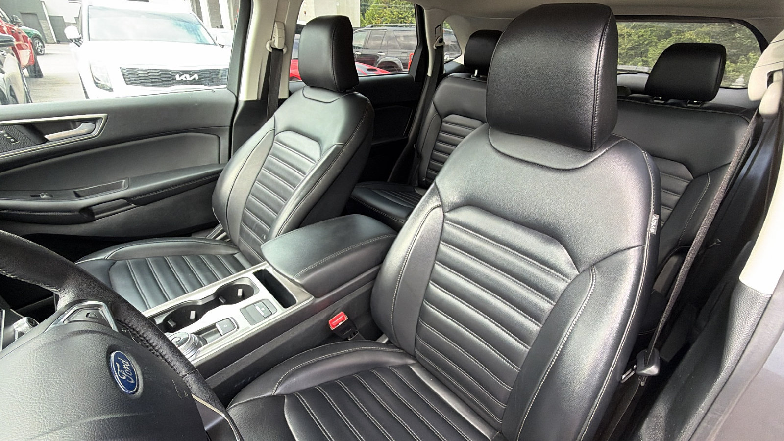Used 2024 Ford Edge SEL AWD/4WD image 17
