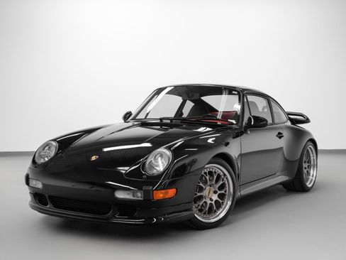 Used 1998 Porsche 911 Carrera S image 6