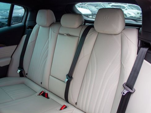 New 2026 Maserati Grecale Modena image 21