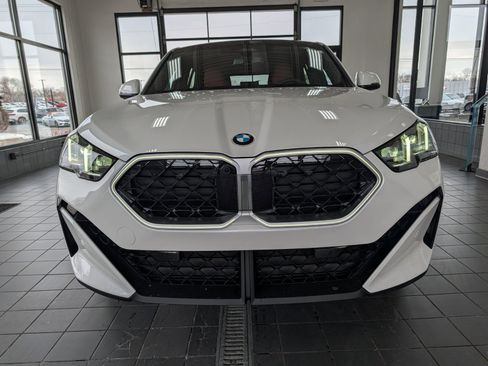 New 2026 BMW X2 xDrive28i w/ Technology Package image 8