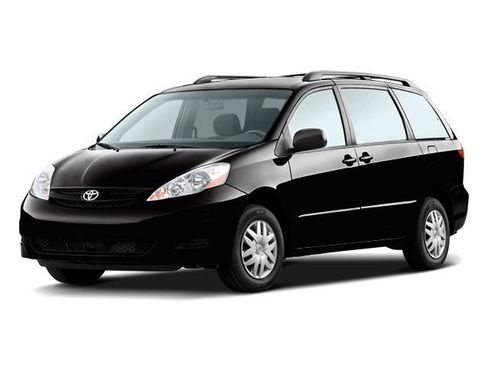 Used 2010 Toyota Sienna XLE Limited image 1