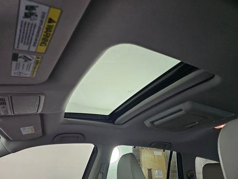 Used 2016 Honda Pilot Touring image 26