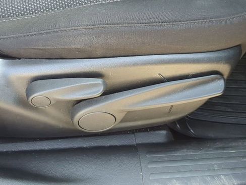 Used 2021 Jeep Cherokee Latitude image 39