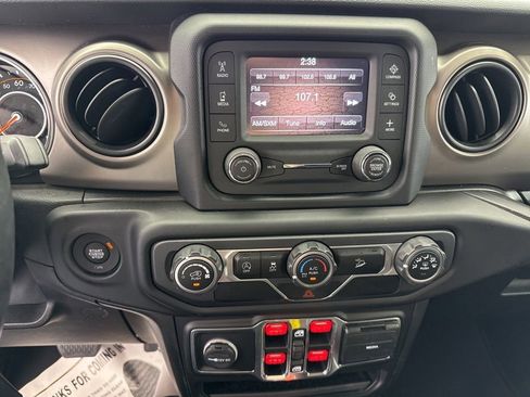 Used 2020 Jeep Wrangler Unlimited Sport S AWD/4WD image 21