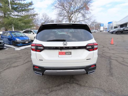 New 2026 Honda Pilot image 5