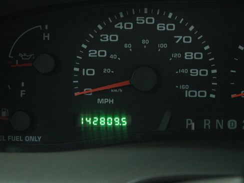 Used 2002 Ford Excursion Limited AWD/4WD image 12