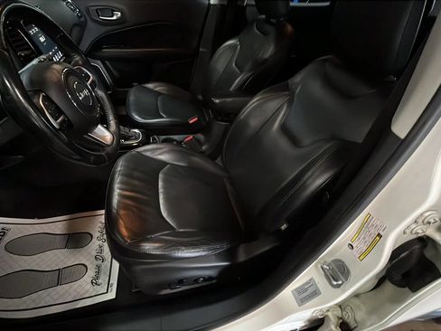 Used 2017 Jeep Compass Limited AWD/4WD image 14