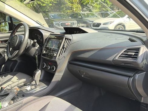Used 2023 Subaru Crosstrek 2.0i Premium AWD/4WD image 16