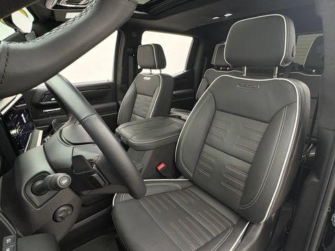 Used 2024 GMC Sierra 1500 AT4X AWD/4WD image 22