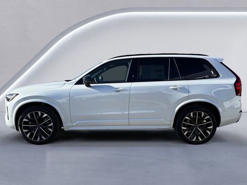 New 2026 Volvo XC90 B6 Ultra w/ Lounge Package image 6