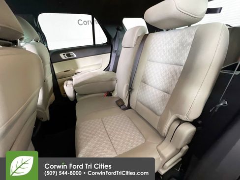 Used 2014 Ford Explorer XLT FWD image 26