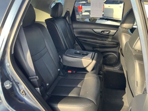 Used 2016 Nissan Rogue SL w/ SL Premium Package image 51