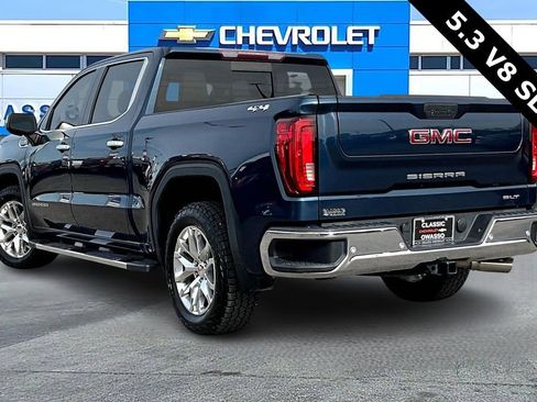 Used 2021 GMC Sierra 1500 SLT w/ SLT Premium Package image 4