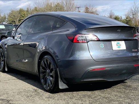 Used 2023 Tesla Model Y Performance image 11
