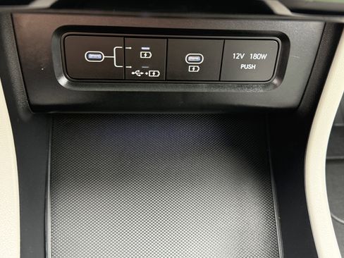 Used 2025 Hyundai Tucson Limited image 35