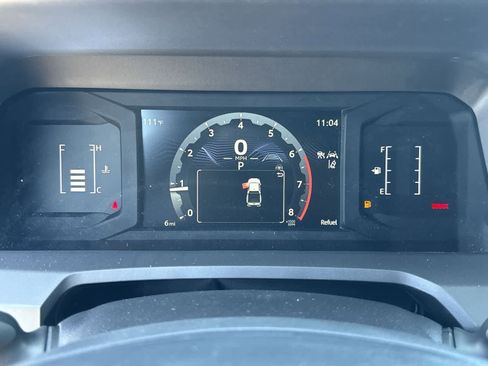 Used 2025 Toyota Tacoma SR5 AWD/4WD image 29