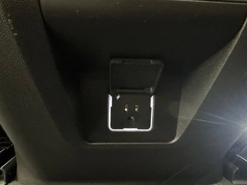 Used 2025 Chevrolet Tahoe RST w/ Comfort Package AWD/4WD image 28