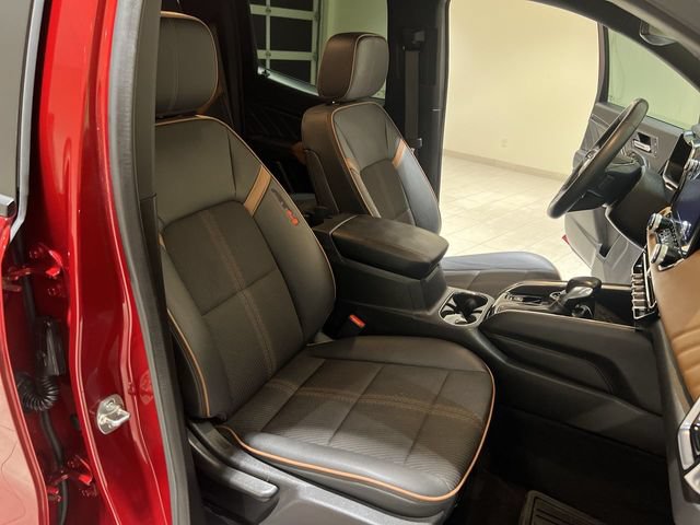 Certified 2024 GMC Canyon AT4 w/ Technology Package AWD/4WD image 24