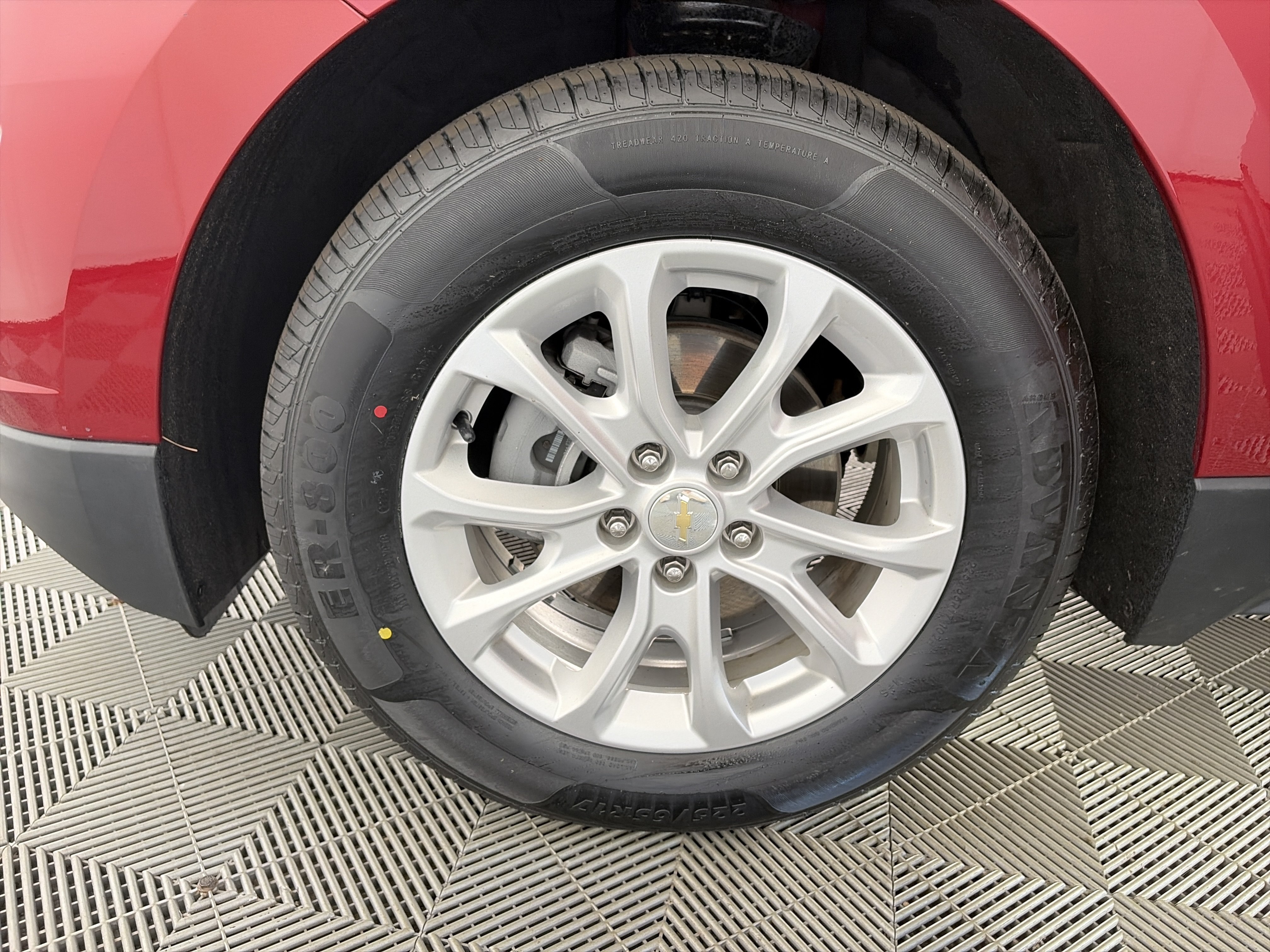 Used 2019 Chevrolet Equinox LT FWD image 13