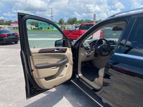 Used 2013 Mercedes-Benz ML 350 4MATIC image 13