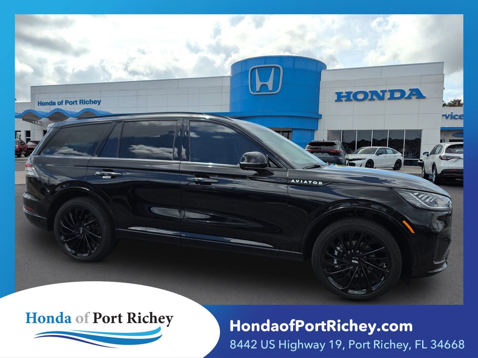 Used 2025 Lincoln Aviator Reserve w/ Jet Appearance Package AWD/4WD image 1