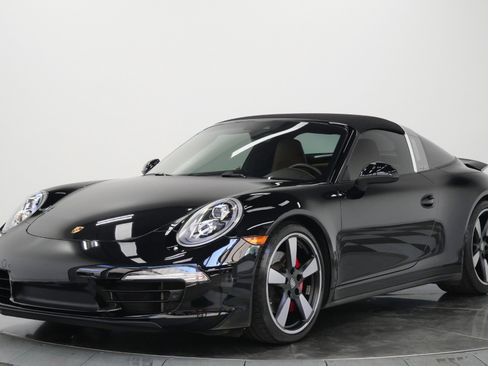 Used 2015 Porsche 911 Targa 4S AWD/4WD image 5